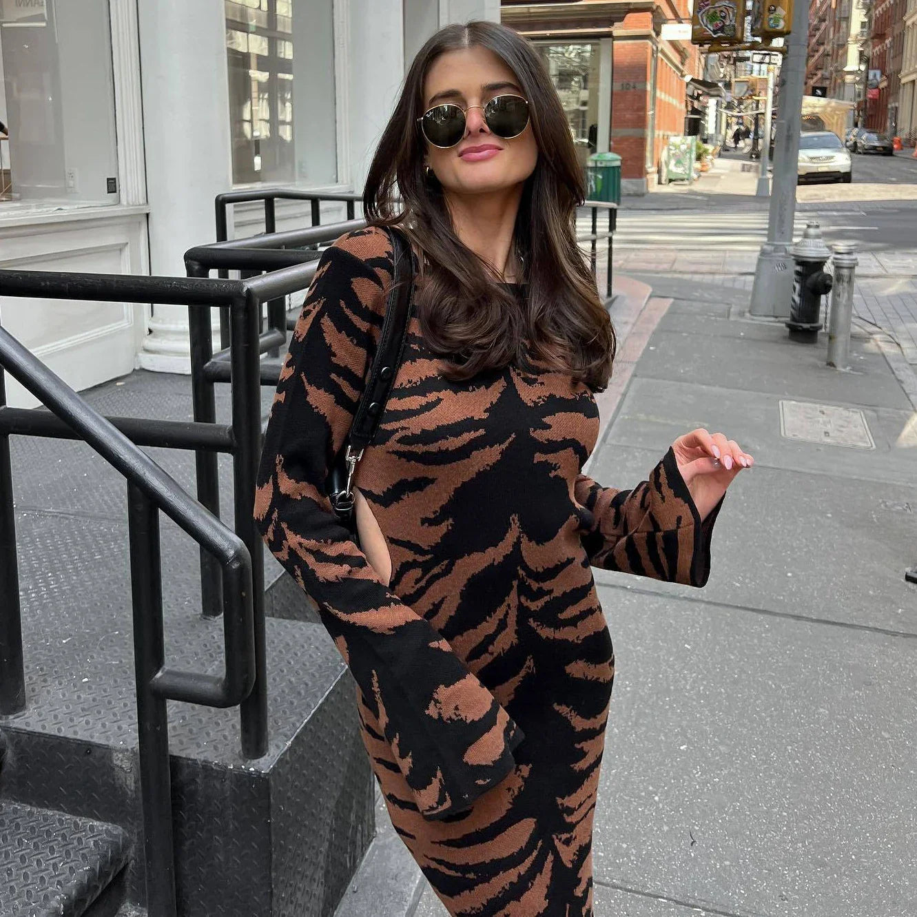 2024 Fashion Cut Out Knitted Sweater Boho Dress for Women Beaded Sweater Sequined Faux Fur 2024 Fashion Cut Out Knitted Sweater Boho Dress for Women Beaded Sweater Sequined Faux Fur