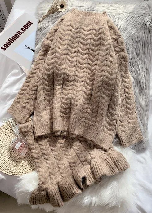New autumn and winter retro mahogany Khaki sweater women's suit skirt two piece set Rayon Fabric Velvet Fabric Corduroy Fabric New autumn and winter retro mahogany Khaki sweater women's suit skirt two piece set Rayon Fabric Velvet Fabric Corduroy Fabric