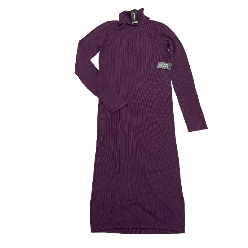 Purple Dress Sweater Express, Size M Solid Print Embellished
