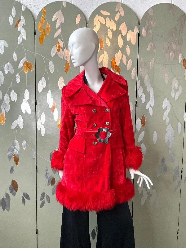 Vintage 1970s Red Velvet Faux Fur Trim Coat with Flower Belt Buckle, Small Chic Winter Coat